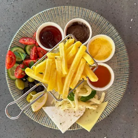 Hotel Elegance Family House *