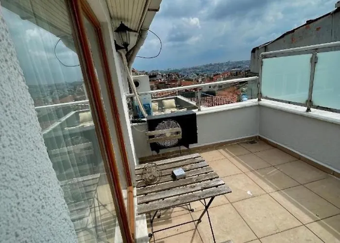 Elegance Family House Hotell