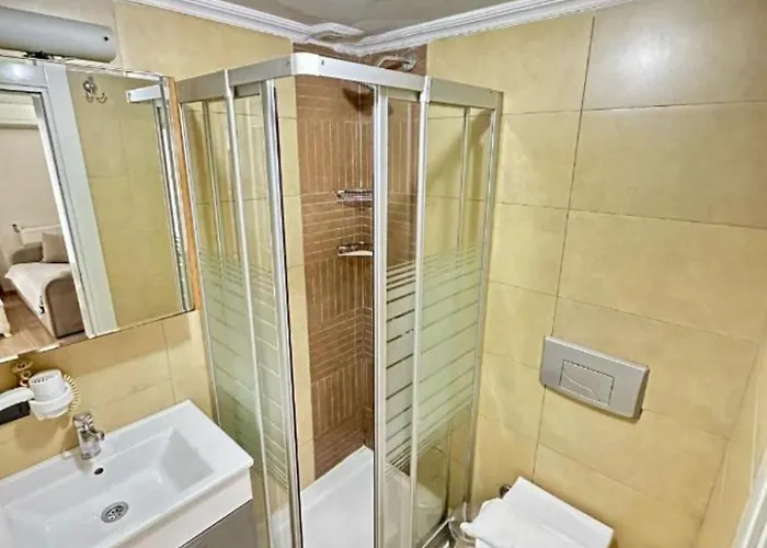 Hotell Elegance Family House