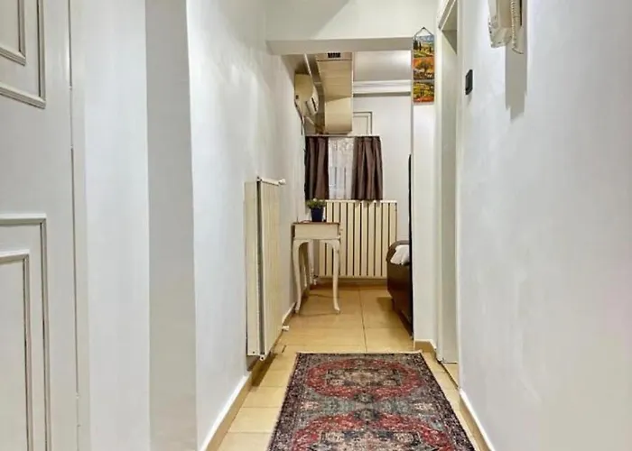 Elegance Family House Hotell